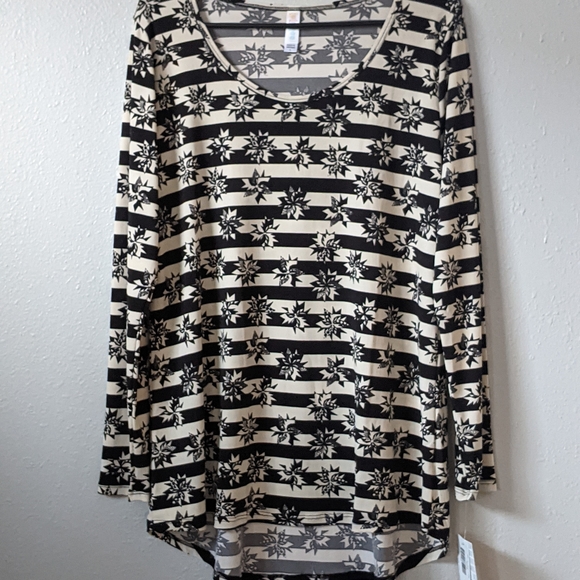 New LuLaRoe Lynnae L (14-16) - Picture 1 of 5